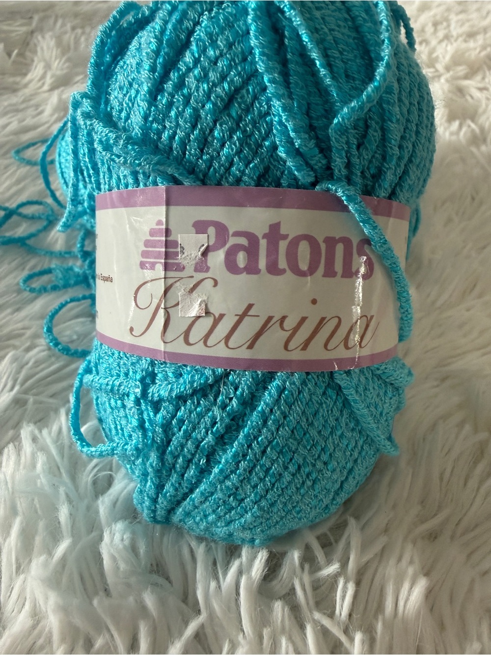 Patons Katrina Turquoise Yarn bundle